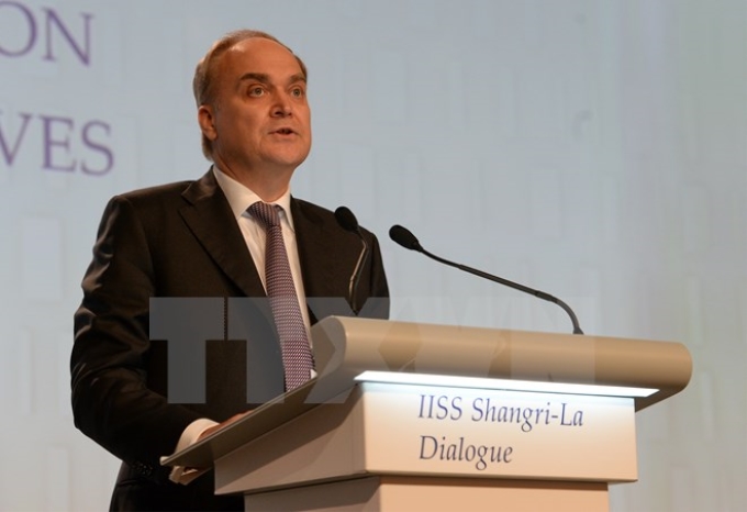 Ông Anatoly Antonov phát biểu tại một sự kiện ở Singapore. (Nguồn: AFP/TTXVN)